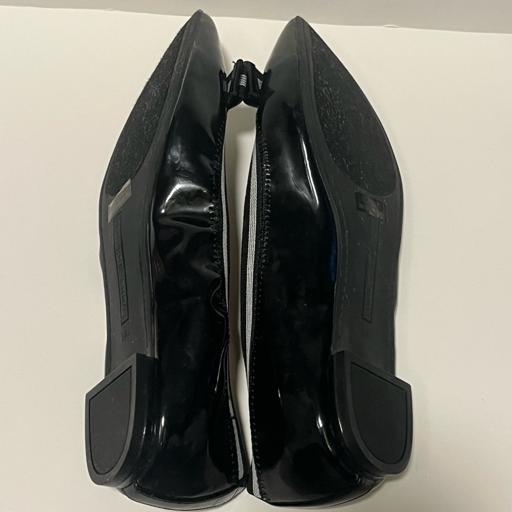 Tommy Hilfiger Black and White Flats with Gold Accents - Picture 4 of 5